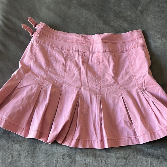 Pleated Pink Cotton Skirt - Picture 6 of 6